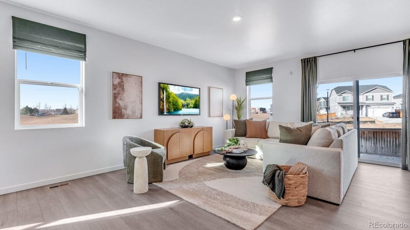 799 Ayrshire Rd, Johnstown, CO 80534