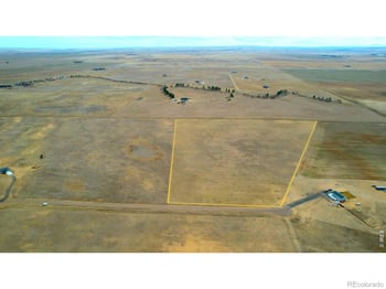 10 Timberlake Ct, Byers, CO 80103