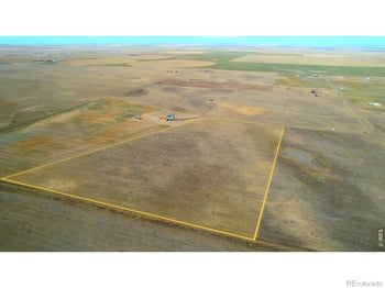 10 Timberlake Ct, Byers, CO 80103