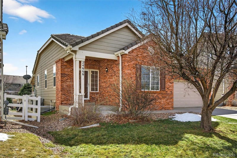 24666 E Arizona Cir, Aurora, CO 80018