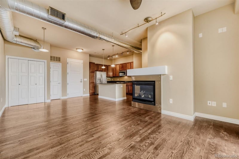 10111 Inverness Main St #218, Englewood, CO 80112