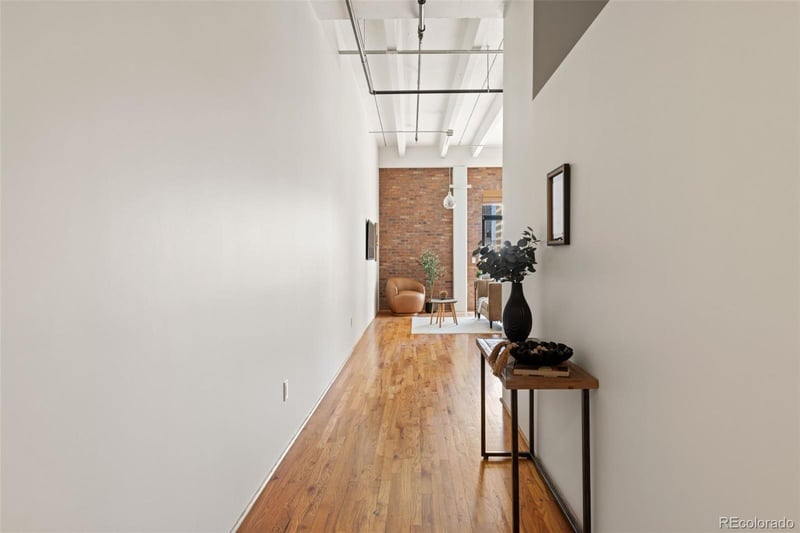 1800 Lawrence St #408, Denver, CO 80202