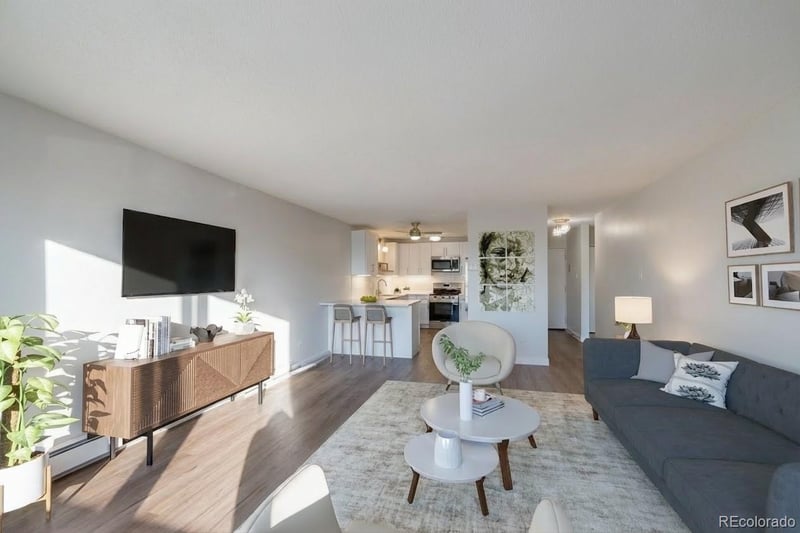 580 Clinton St #6C, Denver, CO 80247