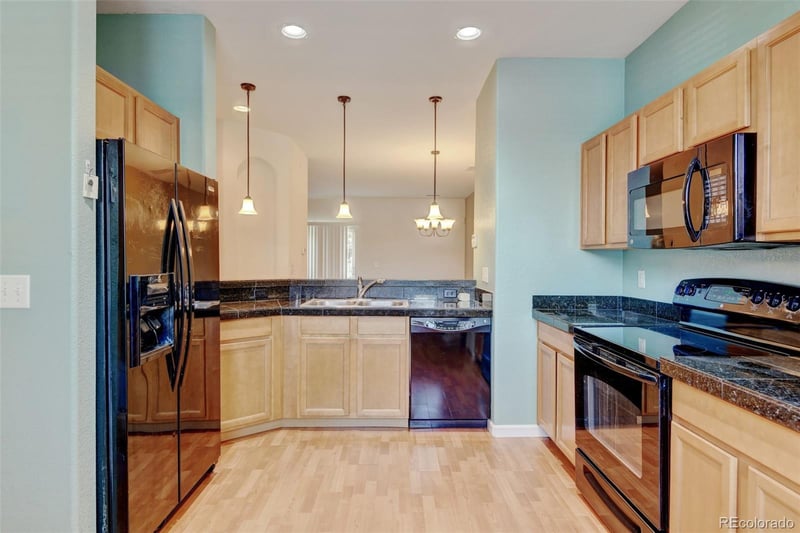 12741 Ivanhoe St, Thornton, CO 80602