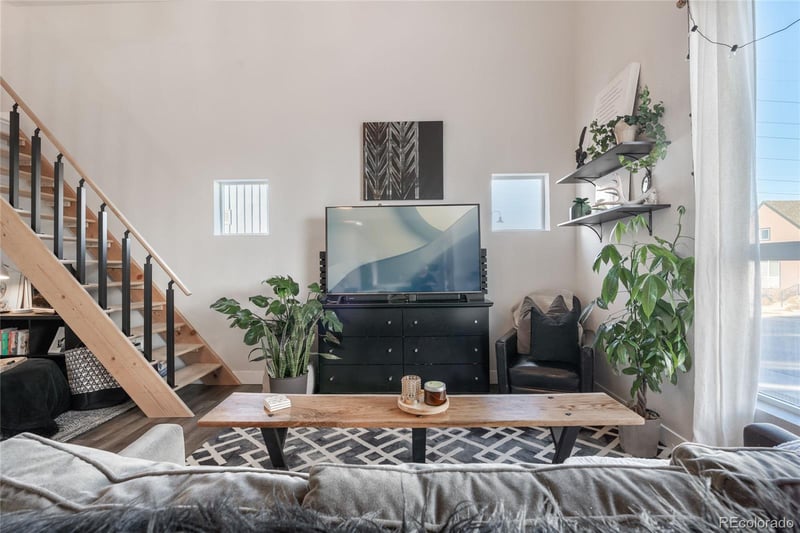 1075 Depew St, Lakewood, CO 80214