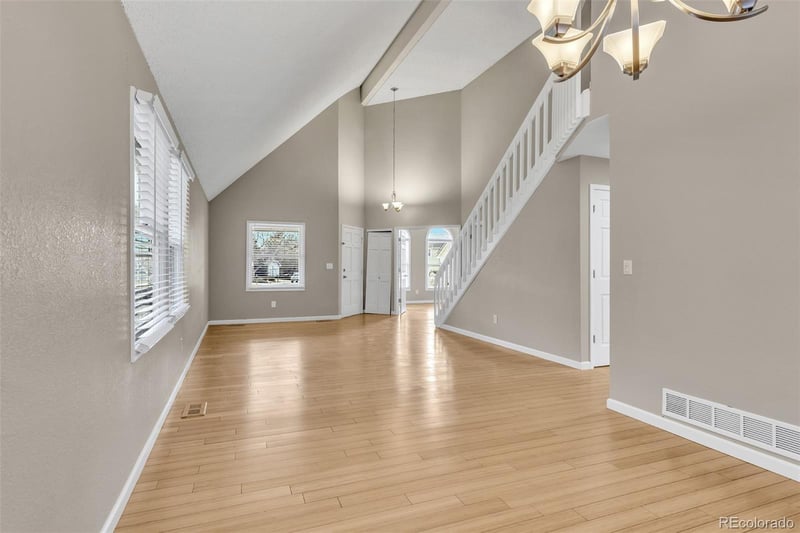 5288 Olathe Cir, Centennial, CO 80015