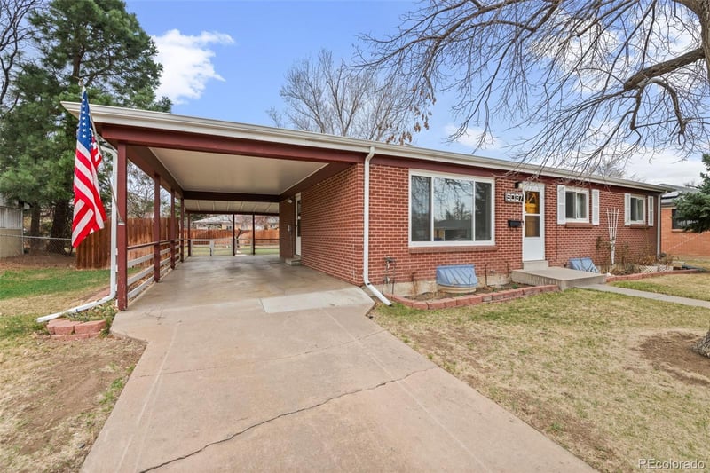 5037 Grove St, Englewood, CO 80110