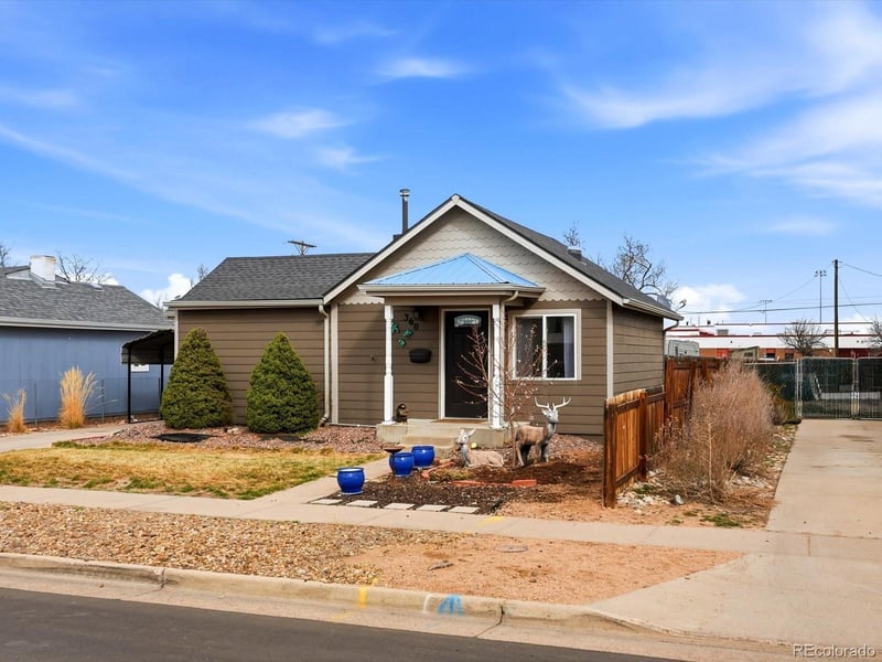 360 7th Ave, Brighton, CO 80601