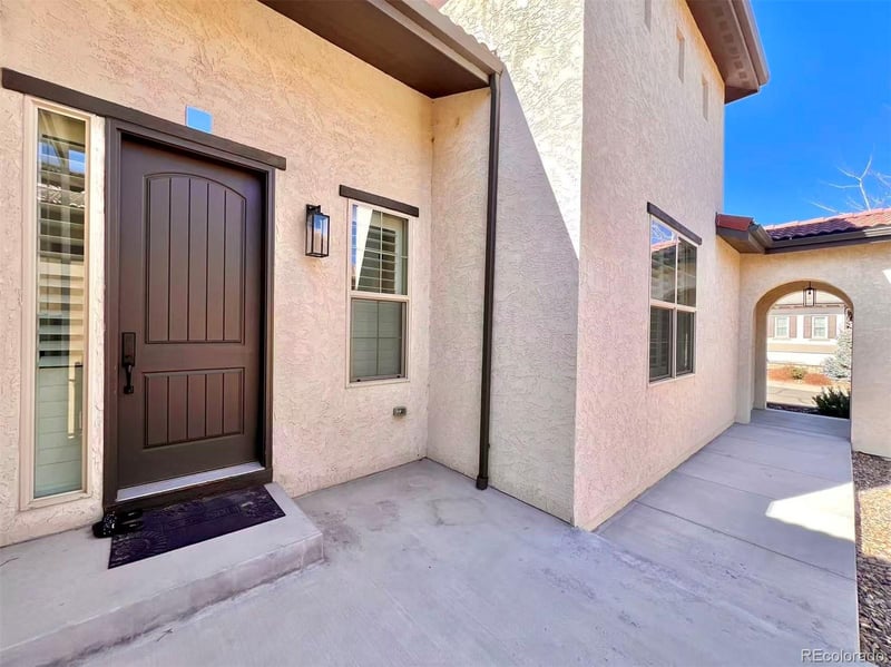 10615 Montecito Dr, Lone Tree, CO 80124