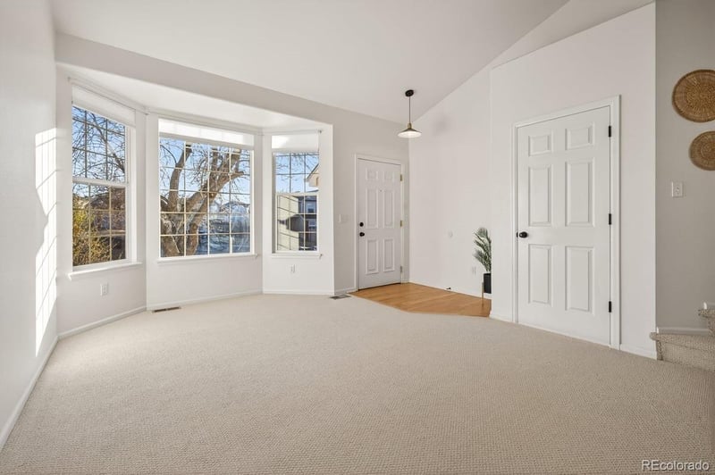 18765 Crestridge Dr, Aurora, CO 80015