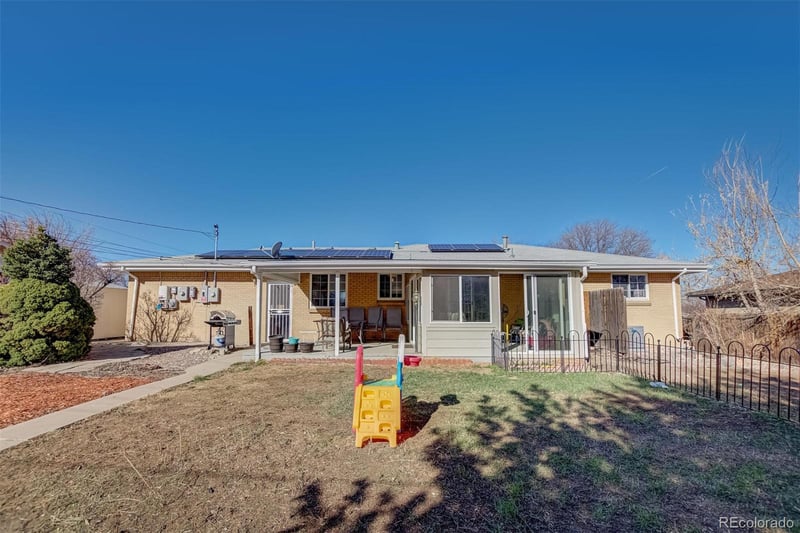 6688 Wellington Ct, Centennial, CO 80121