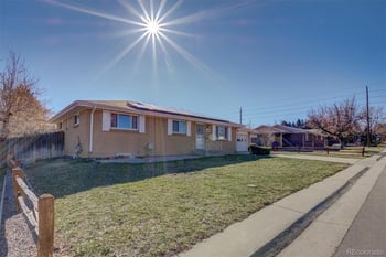 6688 Wellington Ct, Centennial, CO 80121