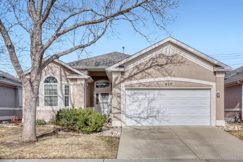 927 Champion Cir, Longmont, CO 80503
