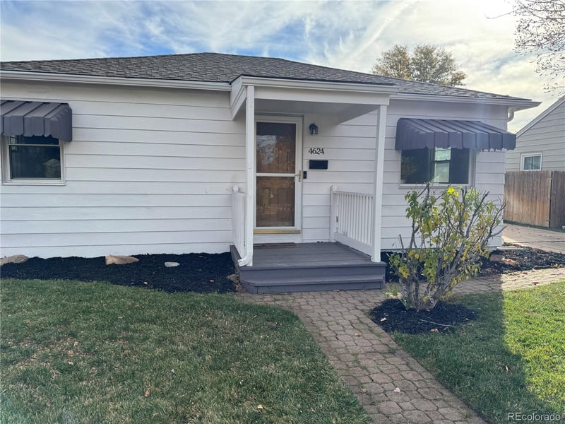 4624 Logan St, Englewood, CO 80113