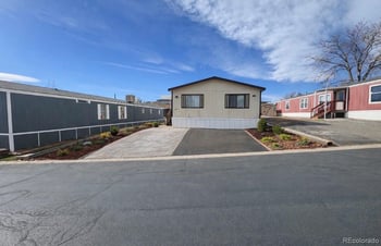9400 Elm Ct #668, Denver, CO 80260