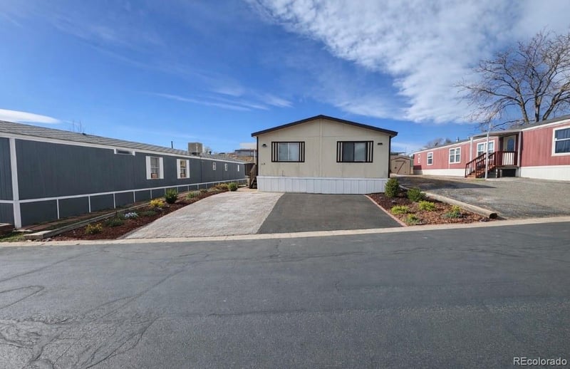 9400 Elm Ct #668, Denver, CO 80260