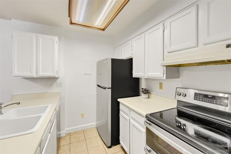 14751 Tennessee Dr #225, Aurora, CO 80012