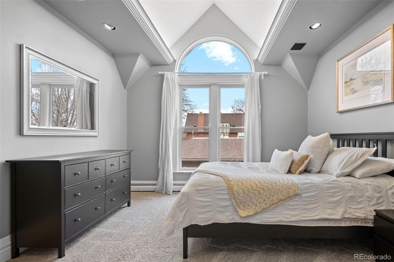 1632 Vine St, Denver, CO 80206