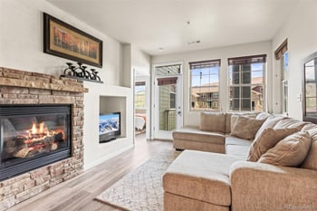 152 Village Rd #206, Granby, CO 80446
