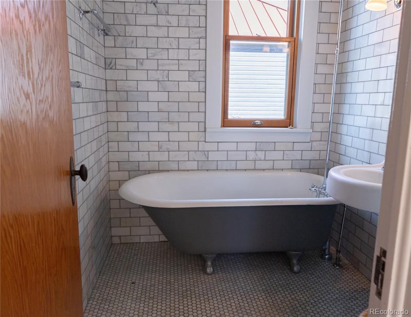 4637 Zuni St, Denver, CO 80211