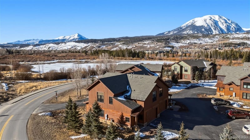 52 Spinner Pl, Silverthorne, CO 80498