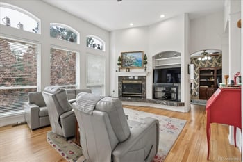 9601 Caley Cir, Englewood, CO 80111