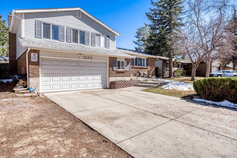 1520 Evanston St, Aurora, CO 80012