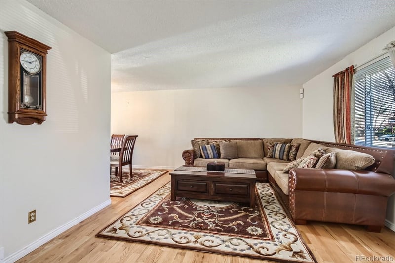 1520 Evanston St, Aurora, CO 80012