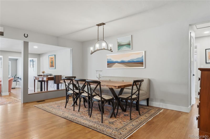 211 Magnolia St, Denver, CO 80220