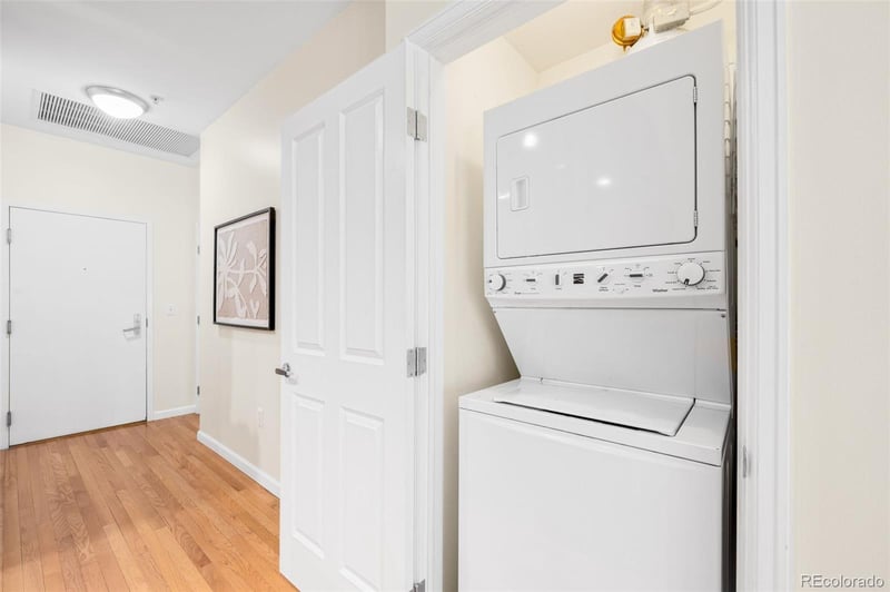 1950 Logan St #513, Denver, CO 80203