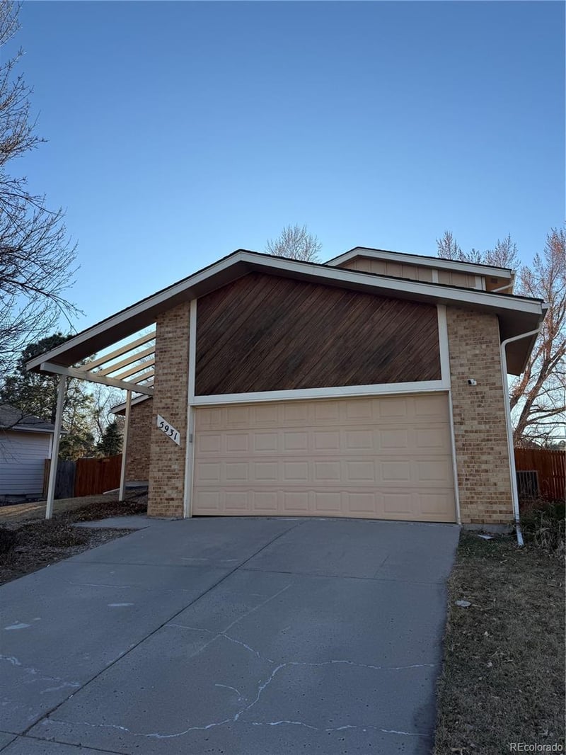 5931 Lima St, Englewood, CO 80111