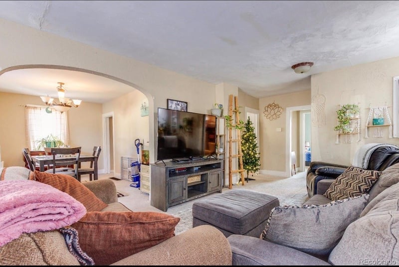 309 Kansas Ave, Walsenburg, CO 81089