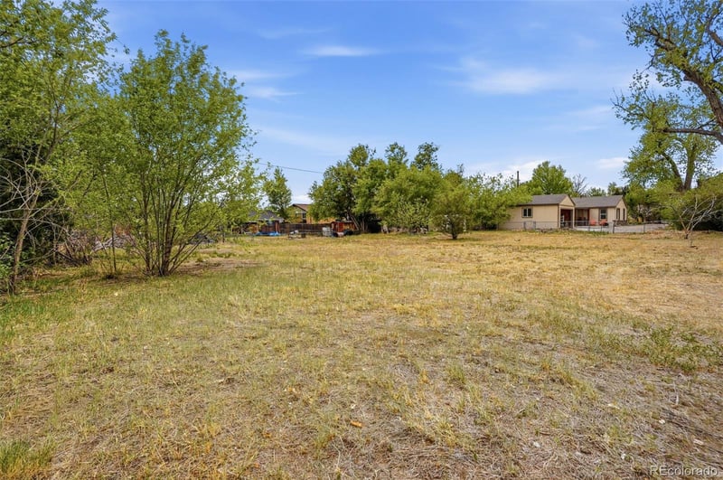 830 Benton St, Lakewood, CO 80214