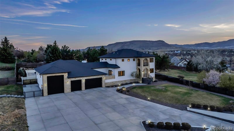 15902 64th Ave, Arvada, CO 80007