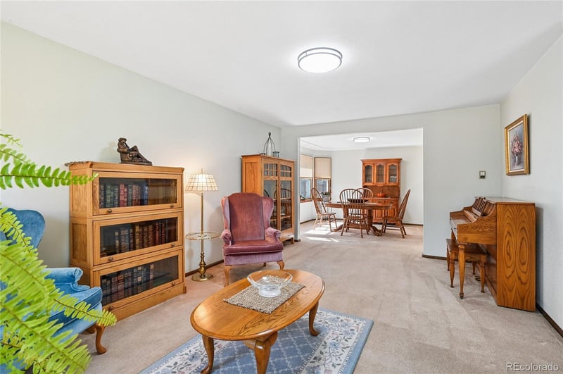 15030 Bellewood Dr, Aurora, CO 80015