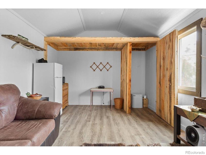 59 Rustic Rd, Bellvue, CO 80512