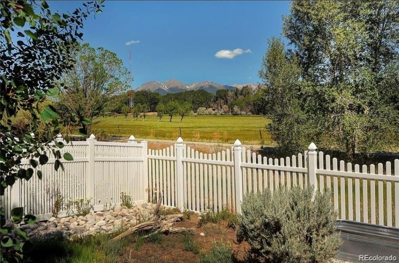 2 Trailside Cir, Salida, CO 81201