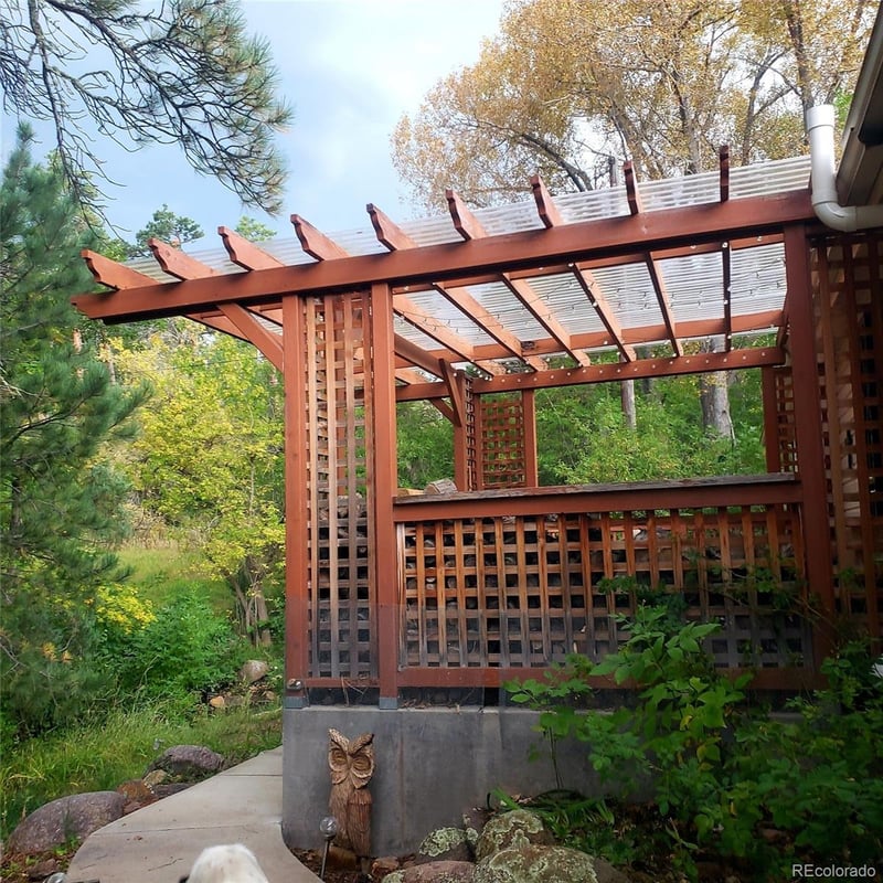 8946 Central Ave, Beulah, CO 81023