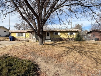 117 Pine St, Log Lane Village, CO 80705
