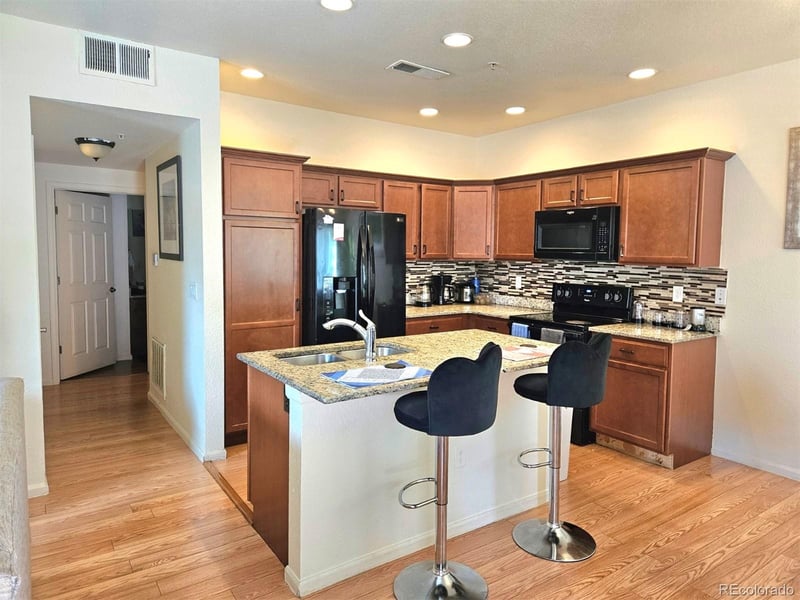 1614 Granby Way #103, Aurora, CO 80011