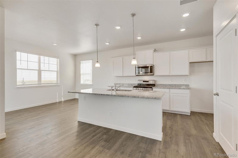 1505 Pinnacle Ave, Brighton, CO 80603