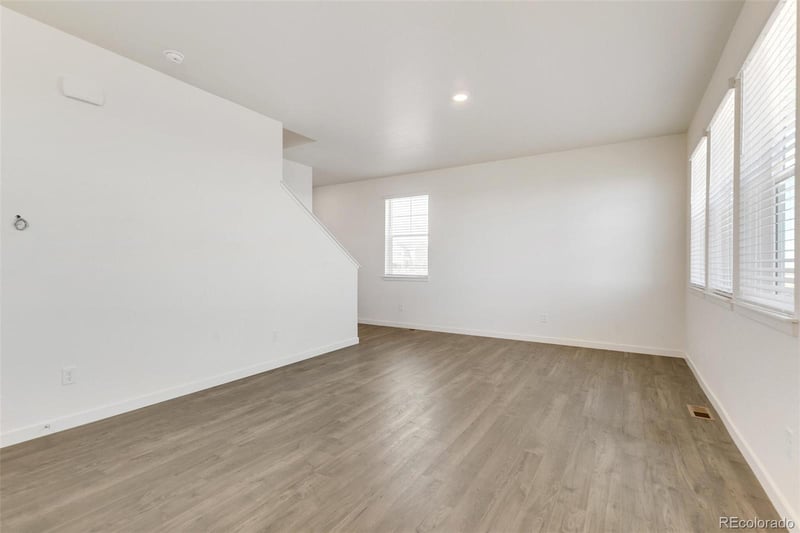 1505 Pinnacle Ave, Brighton, CO 80603