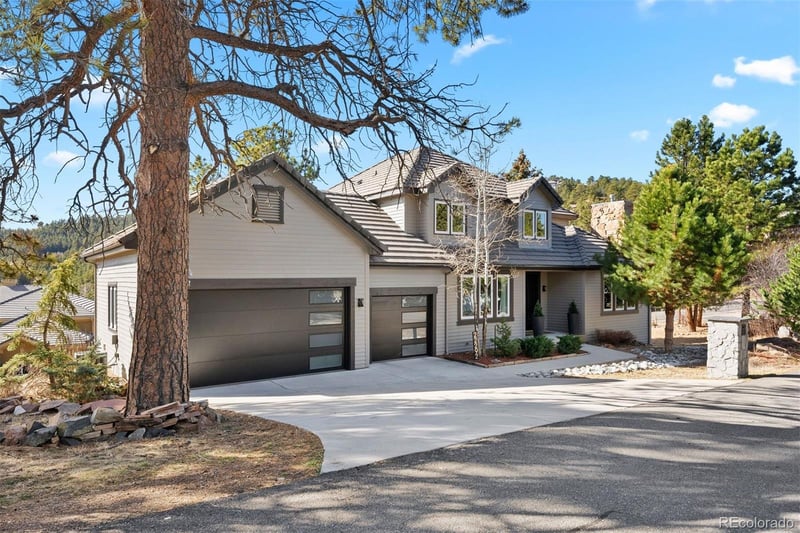 22292 Chippewa Ln, Golden, CO 80401