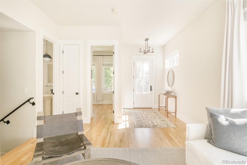 1123 Monroe St, Denver, CO 80206