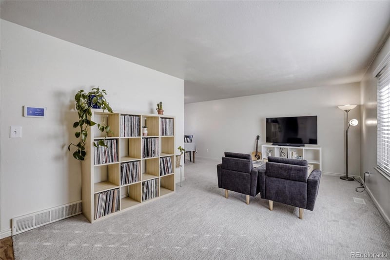 10135 Iowa Ave, Lakewood, CO 80232