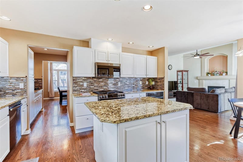 1011 Valentia St #81, Denver, CO 80247