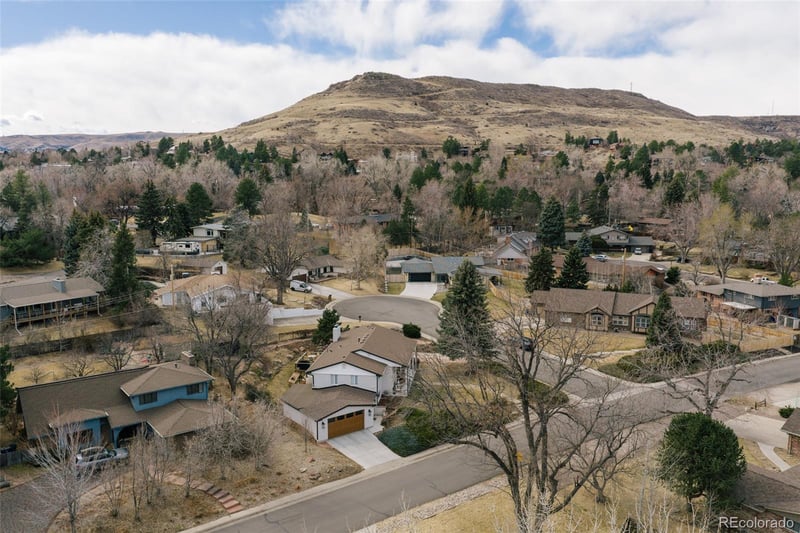 14220 Berry Rd, Golden, CO 80401