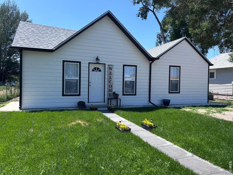 809 Warren St, Weldona, CO 80653
