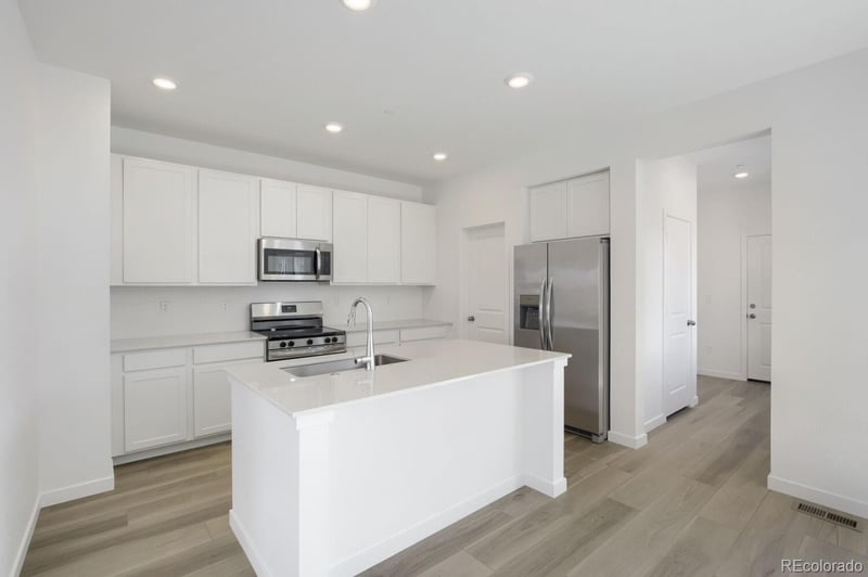 6404 Red Willow Dr, Fort Collins, CO 80528