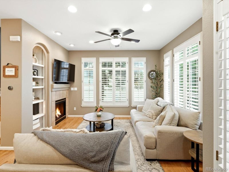 5555 Briarwood Ave #2201, Centennial, CO 80122